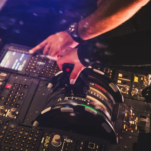 Aux commandes
