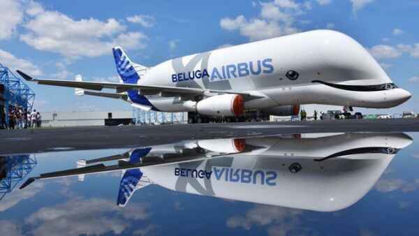 Le premier vol du Beluga XL