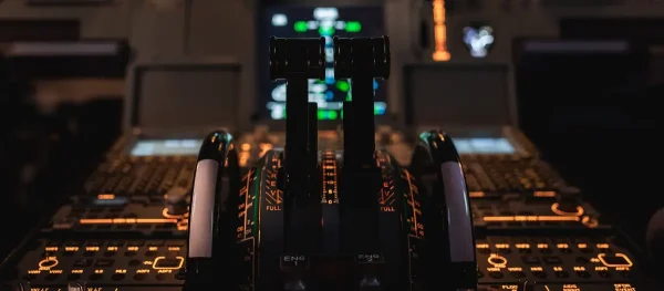 Les instruments d&rsquo;un cockpit d&rsquo;avion de ligne : à quoi servent-ils vraiment ?